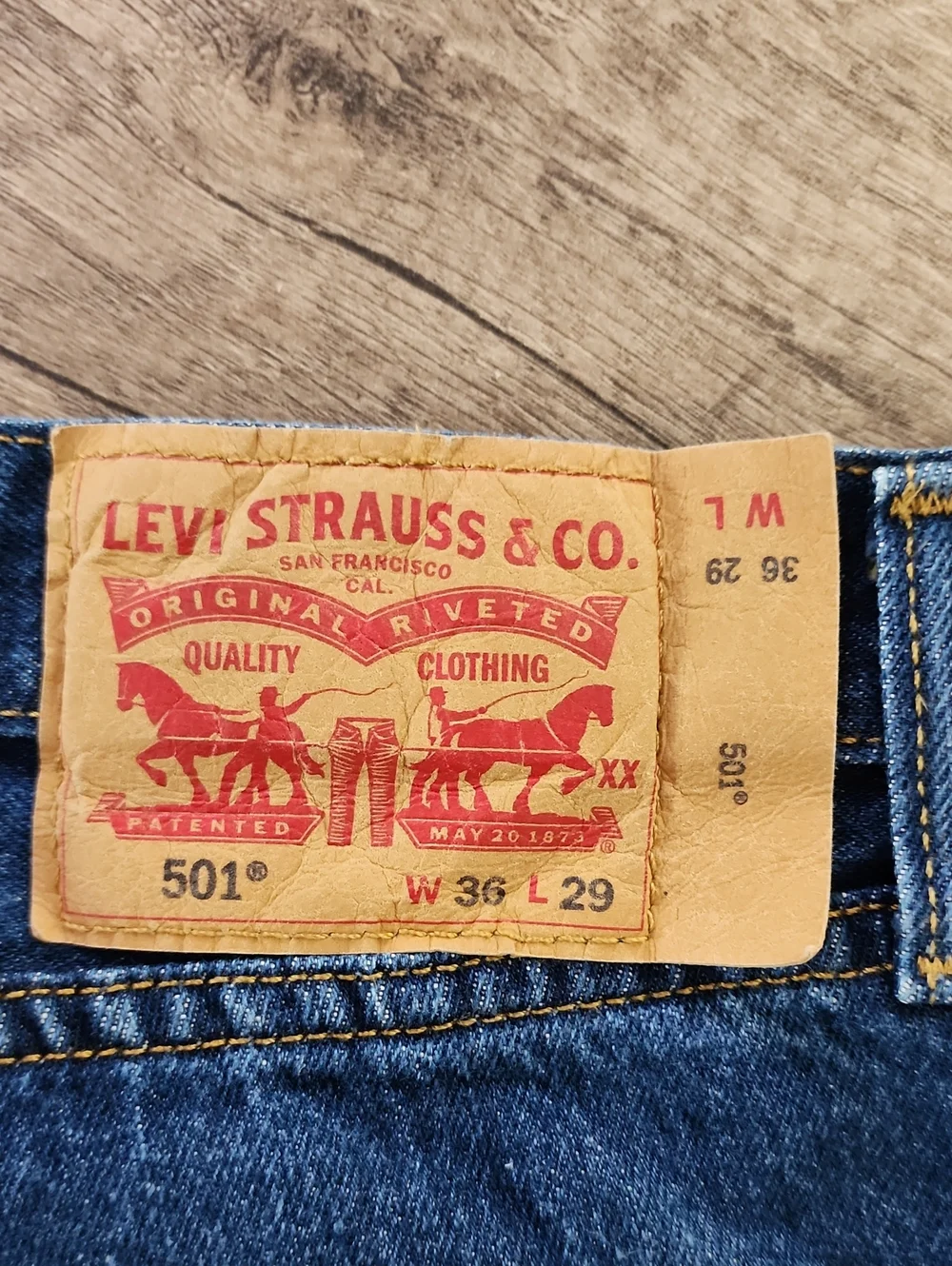 Levi's 501‎ Button Fly Jeans Men's 36x29 100% Cotton Straight Leg Blue